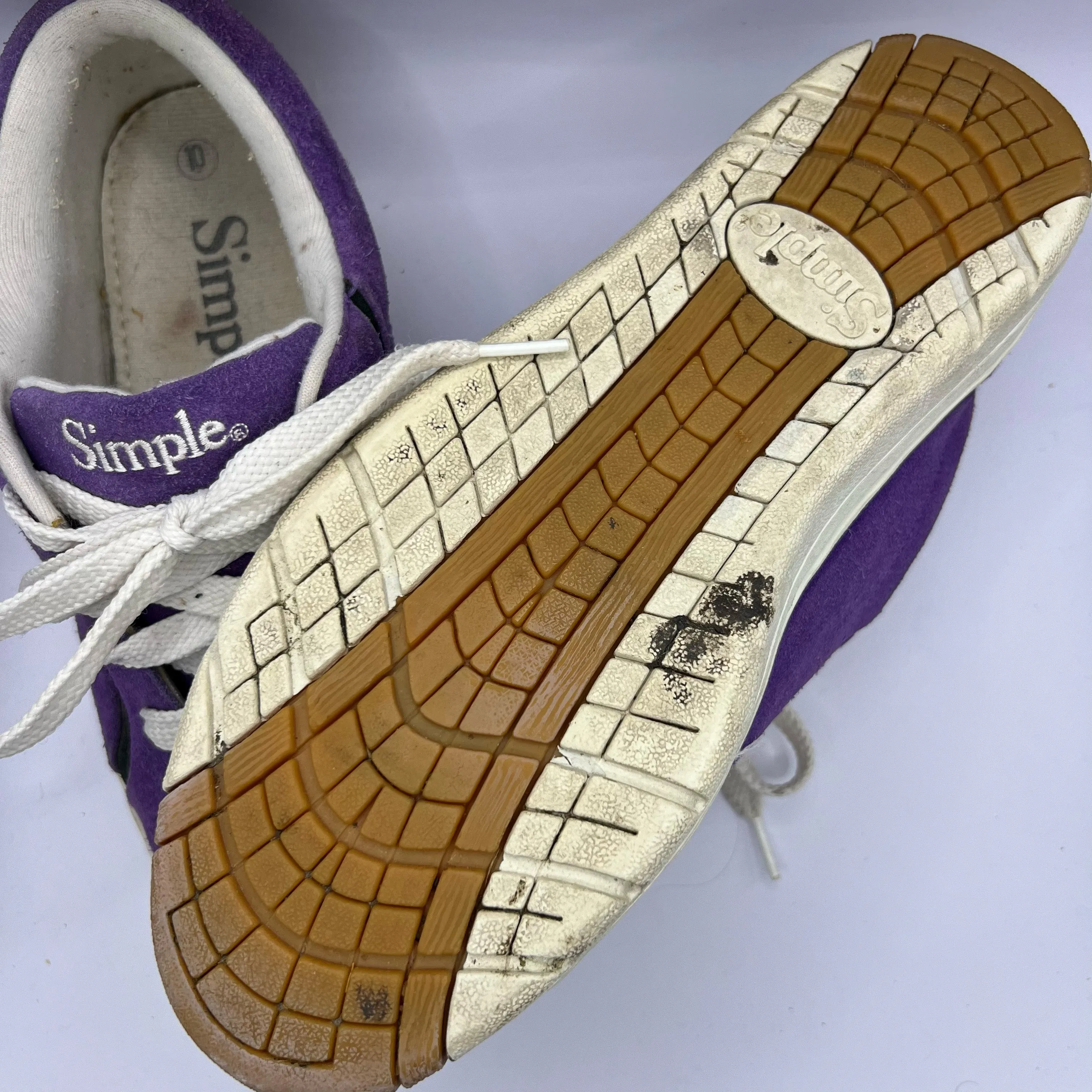 00s Simple Purple Skate Shoes- 10 M's, 11.5 W's