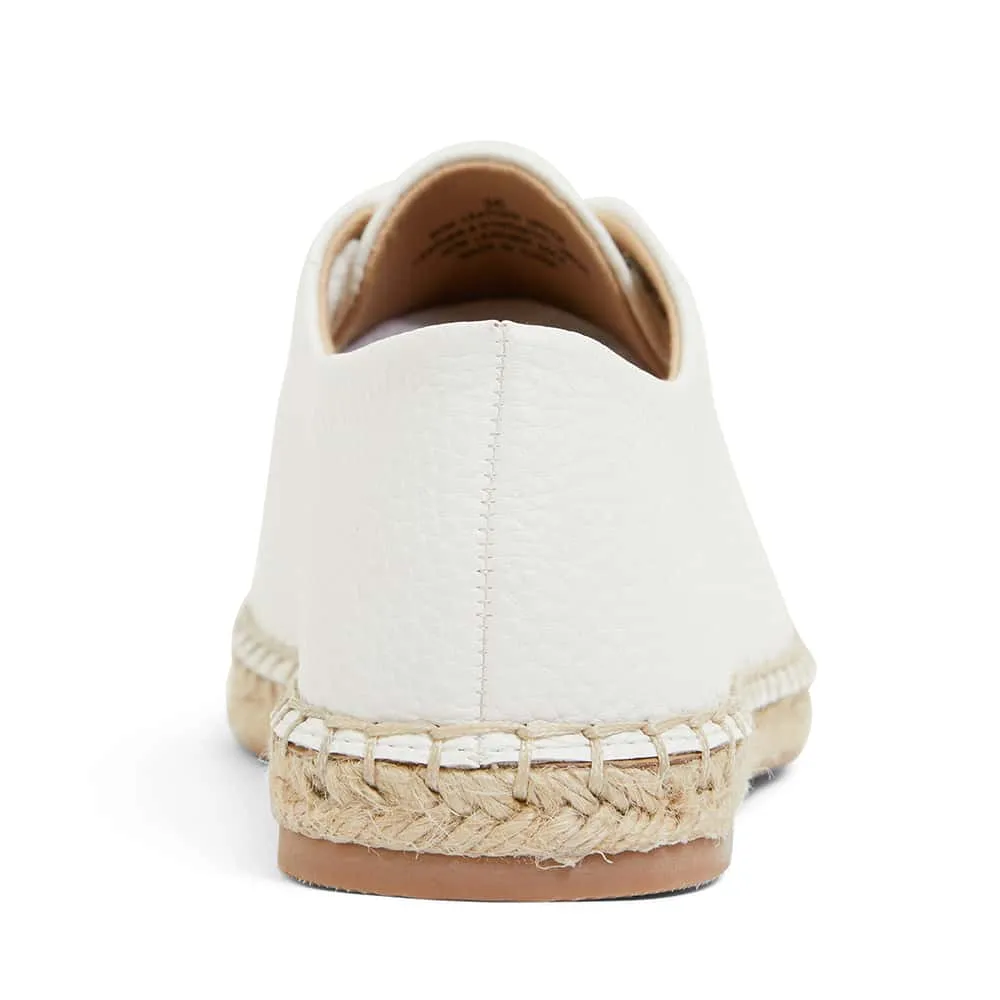 Bayside Sneaker in White Smooth