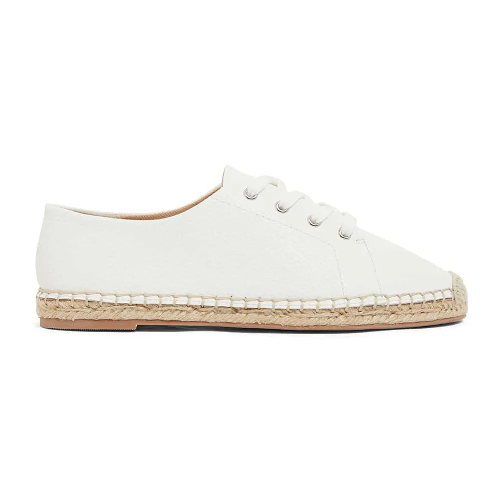 Bayside Sneaker in White Smooth