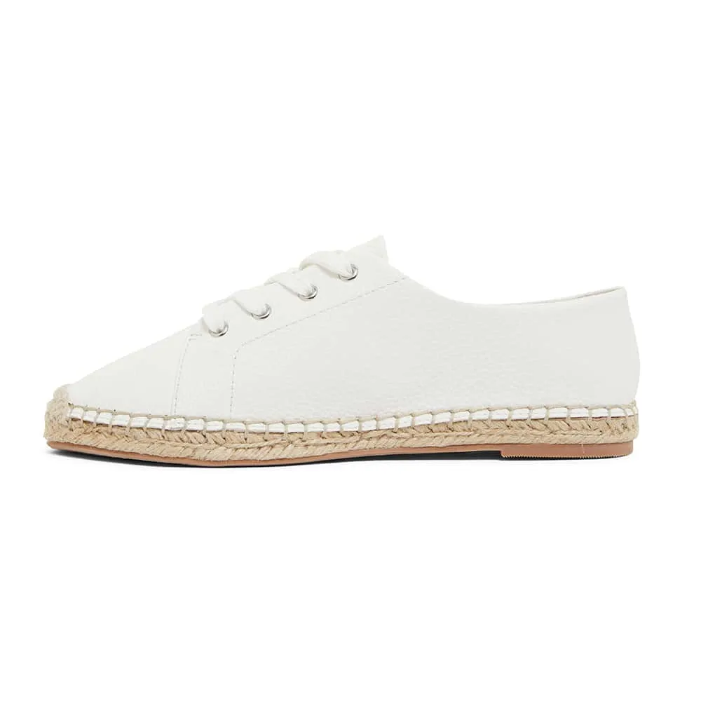 Bayside Sneaker in White Smooth