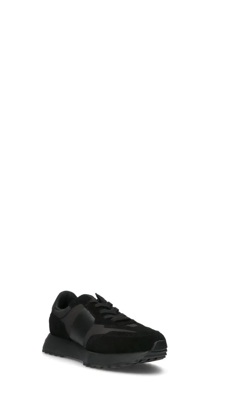 CALVIN KLEIN Sneaker uomo nera in suede