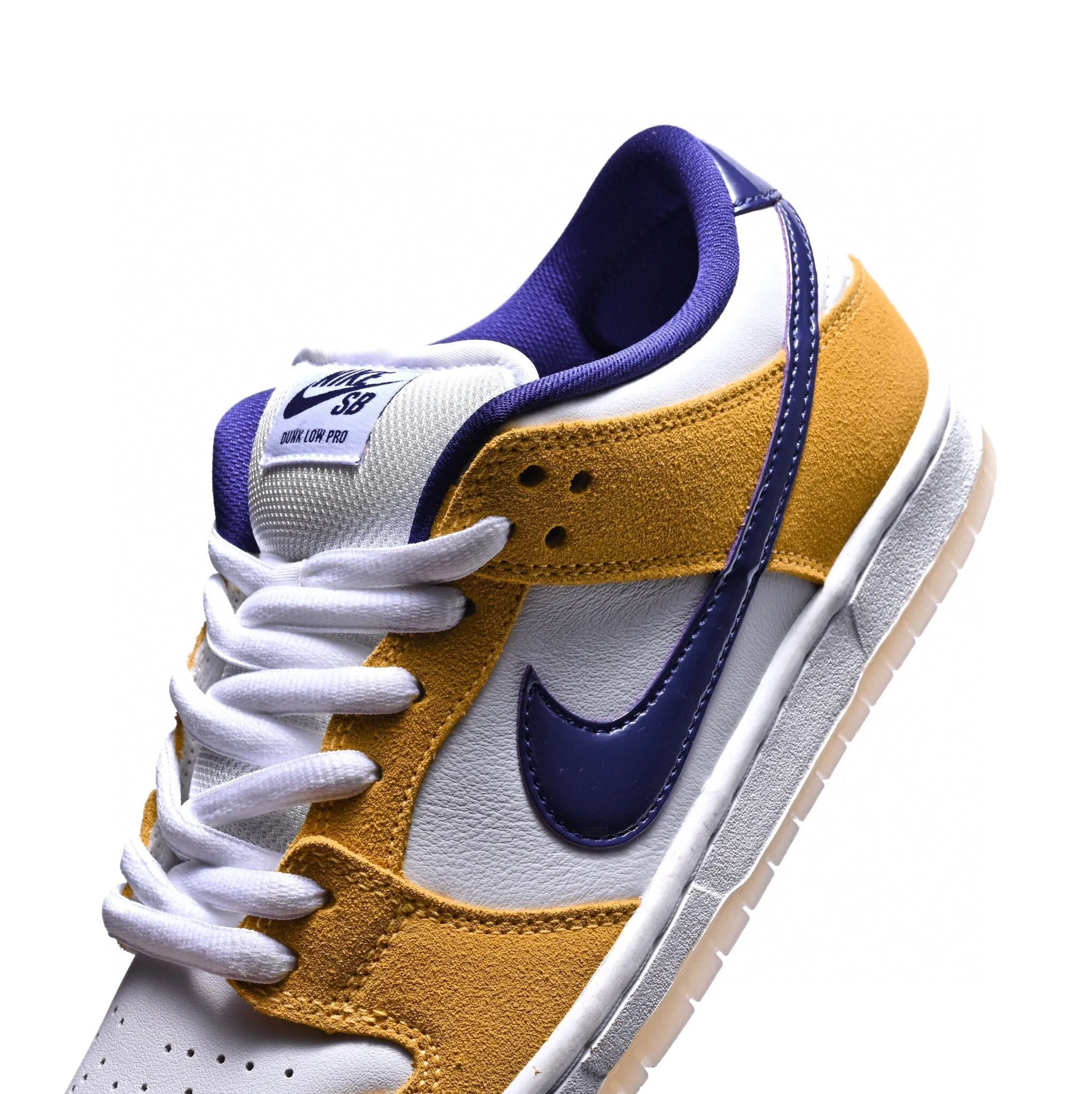 CE - NKE DUNK Purple Lakers