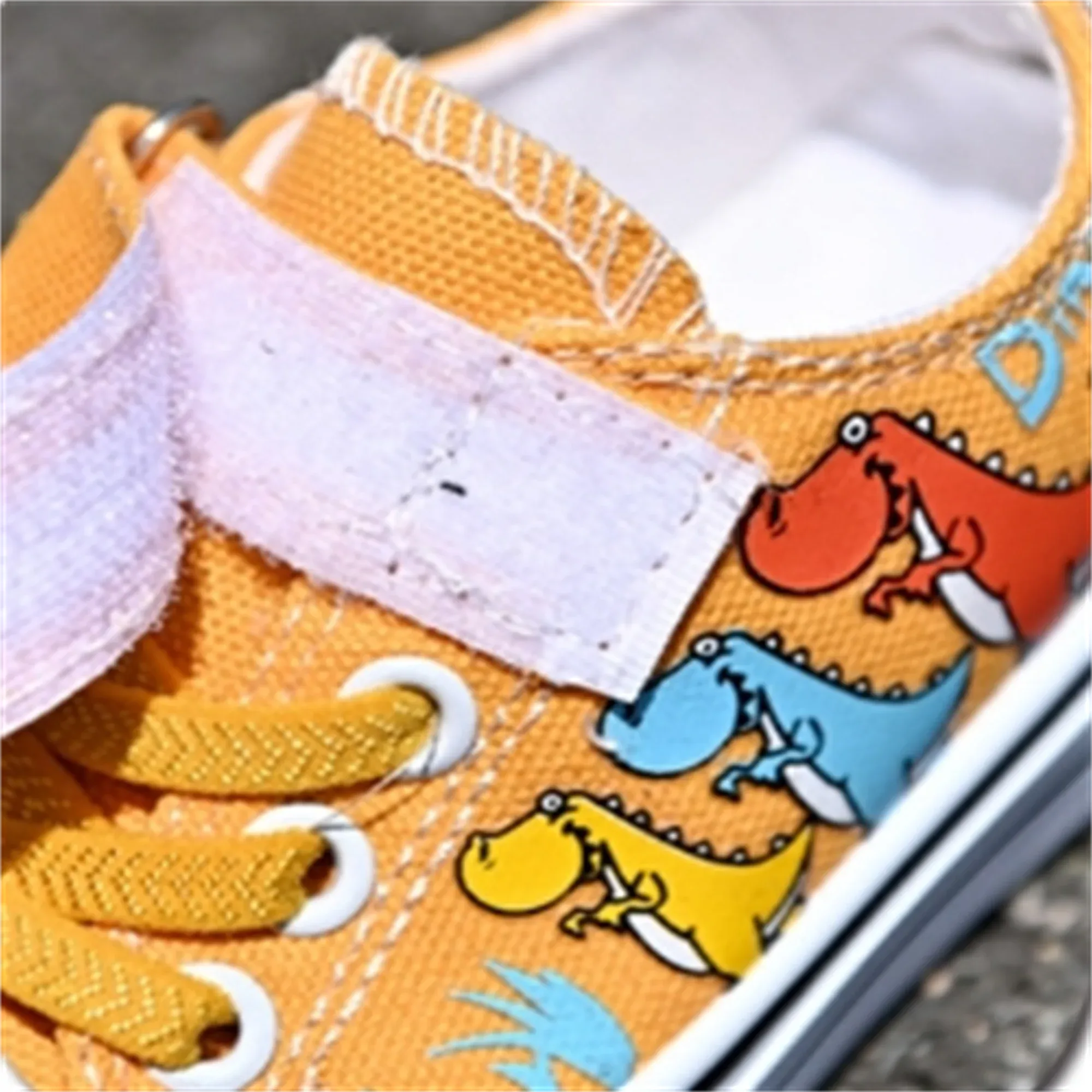 Children's canvas shoes, boys and girls' shoes, baby casual low top shoes, fashionable board shoes, spring and autumn breathable