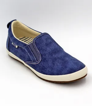 Dandy in Blue Wash Canvas by Taos