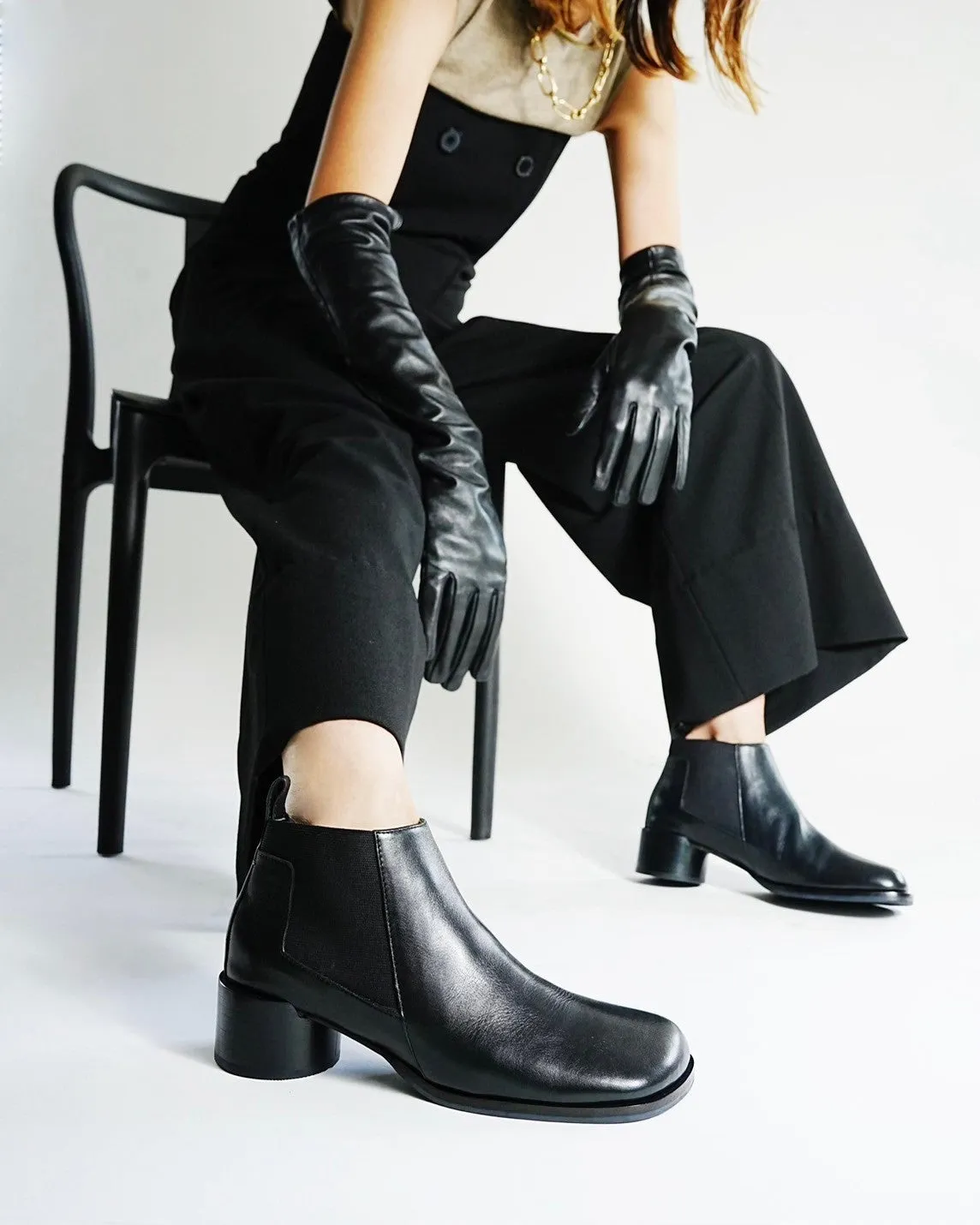 FW24 747043 | REIKI | Yuko Imanishi 