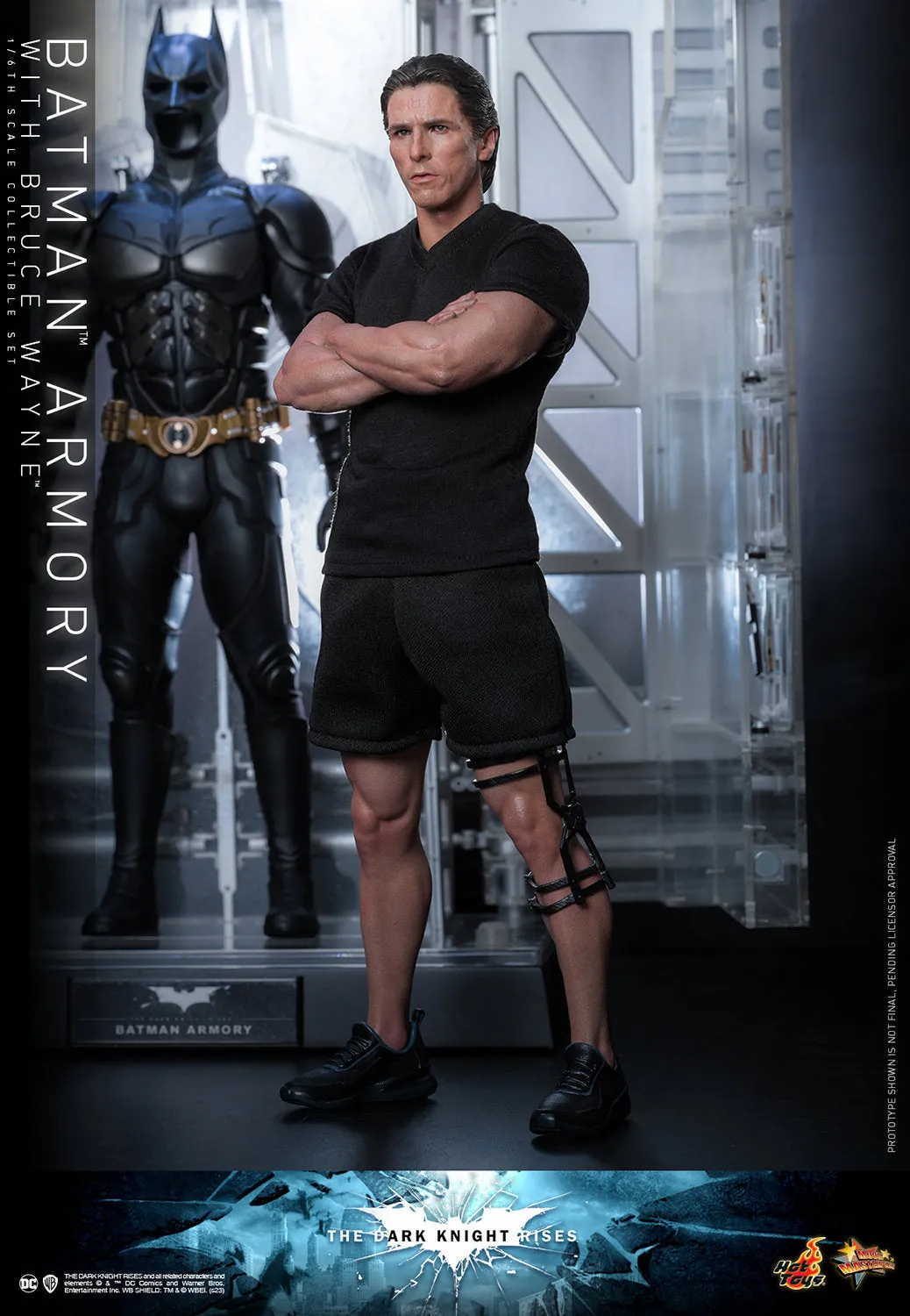 Hot Toys Batman Armory with Bruce Wayne *Pre-ordwr