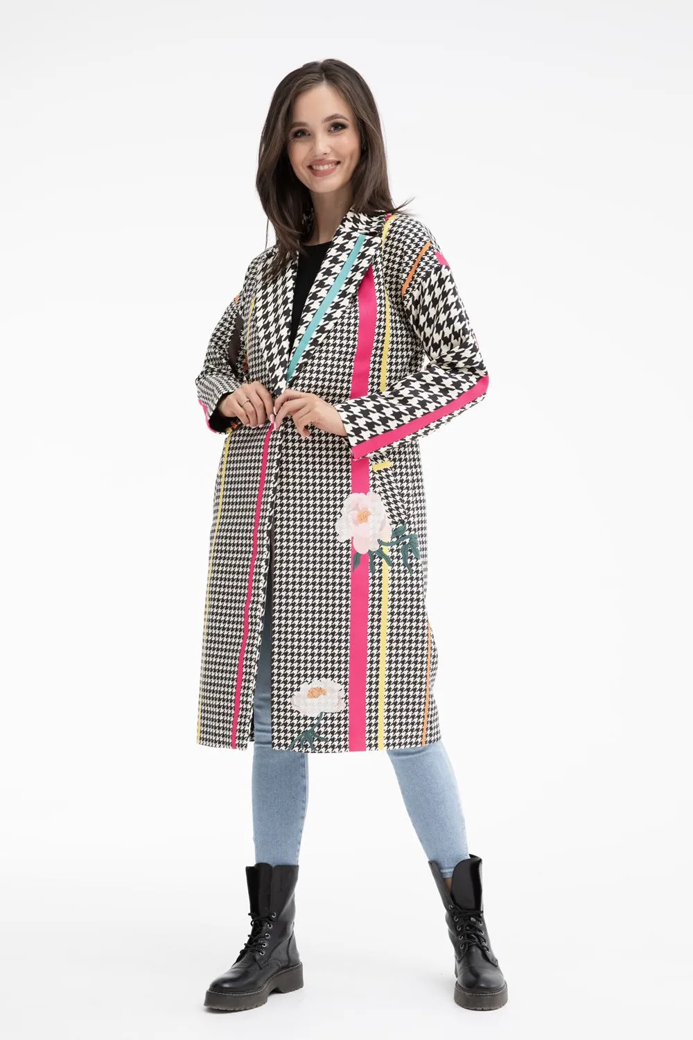 Hypnotic Soul Patchwork coat with a classic cut