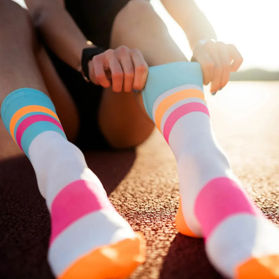 Incylence - Ultralight Tracks Long Sock - Cyan Pink