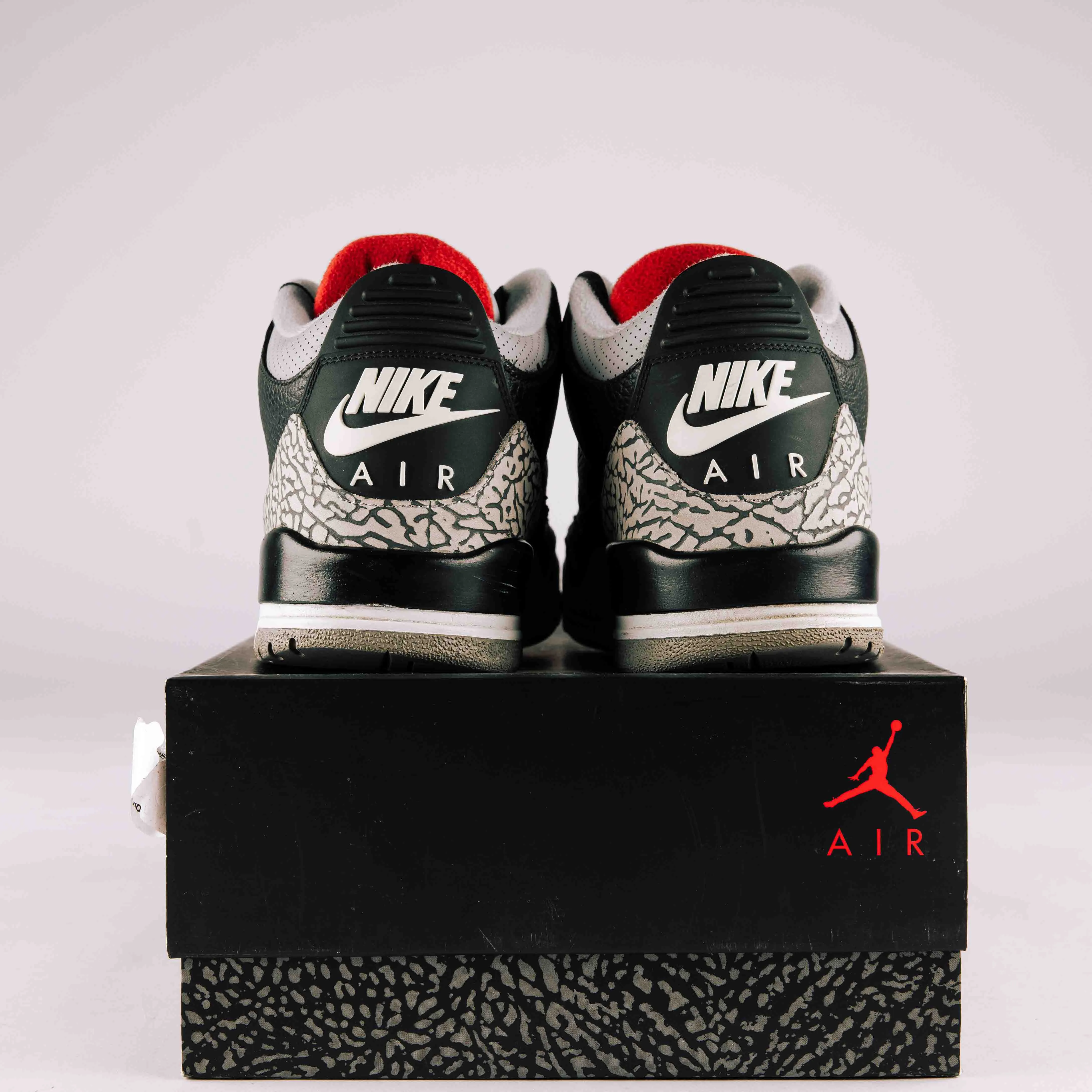 Jordan 3 Retro Black Cement (2018) - Used - 0470