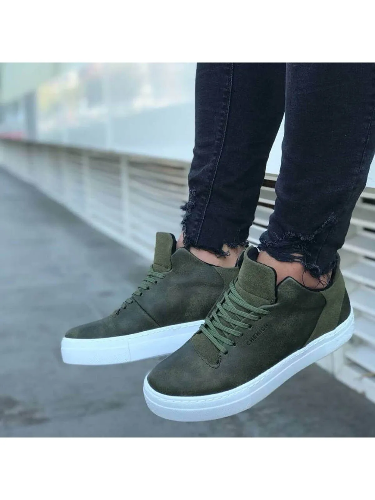 Khaki Sneaker CH004