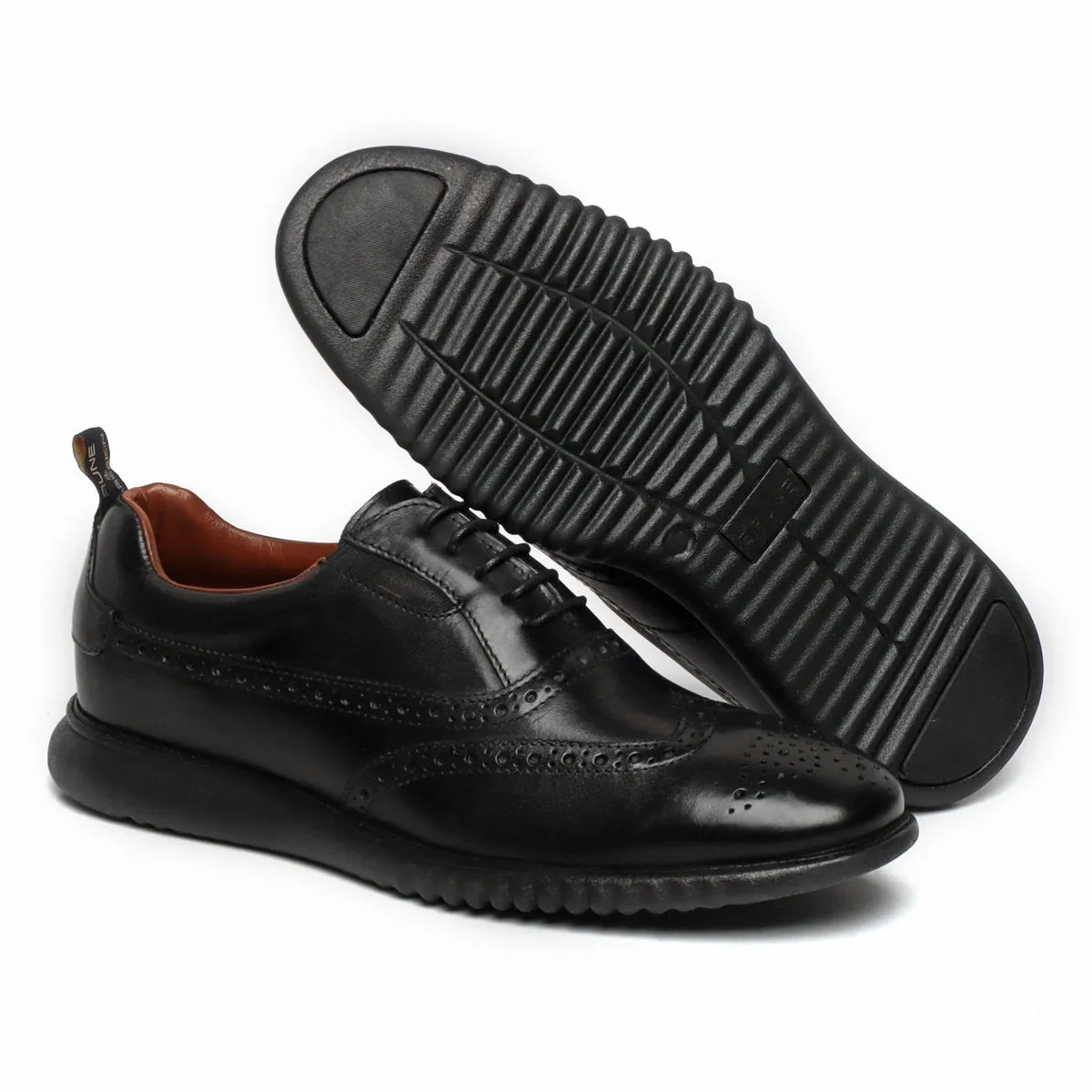 Light Weight Black Sneakers With Punching Brogue Oxford Lace-Up Closure