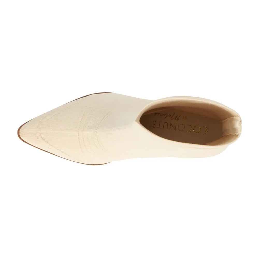 Lynne Pointed Toe Pull On Cowboy Booties