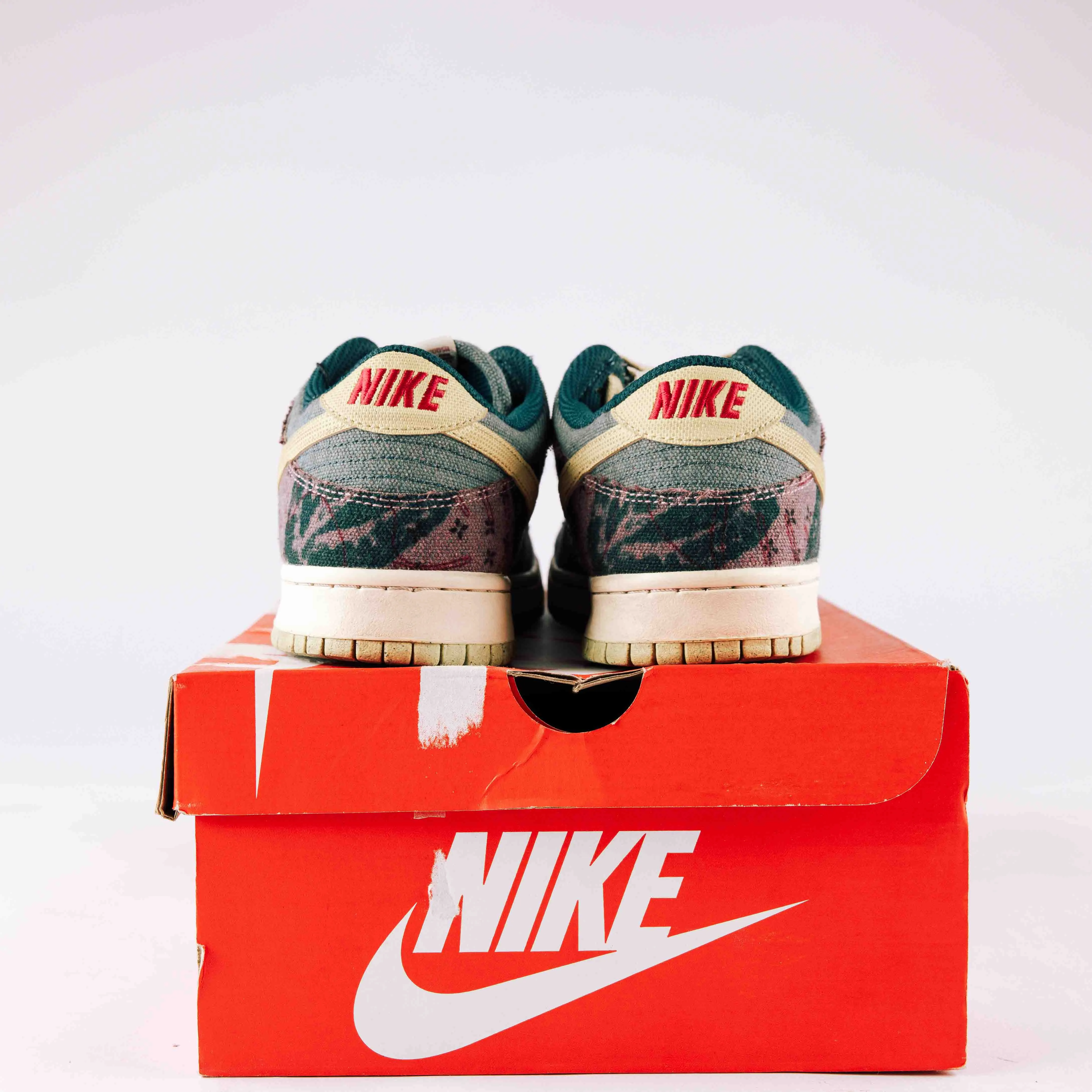 Nike Dunk Low Community Garden - Used - 0229