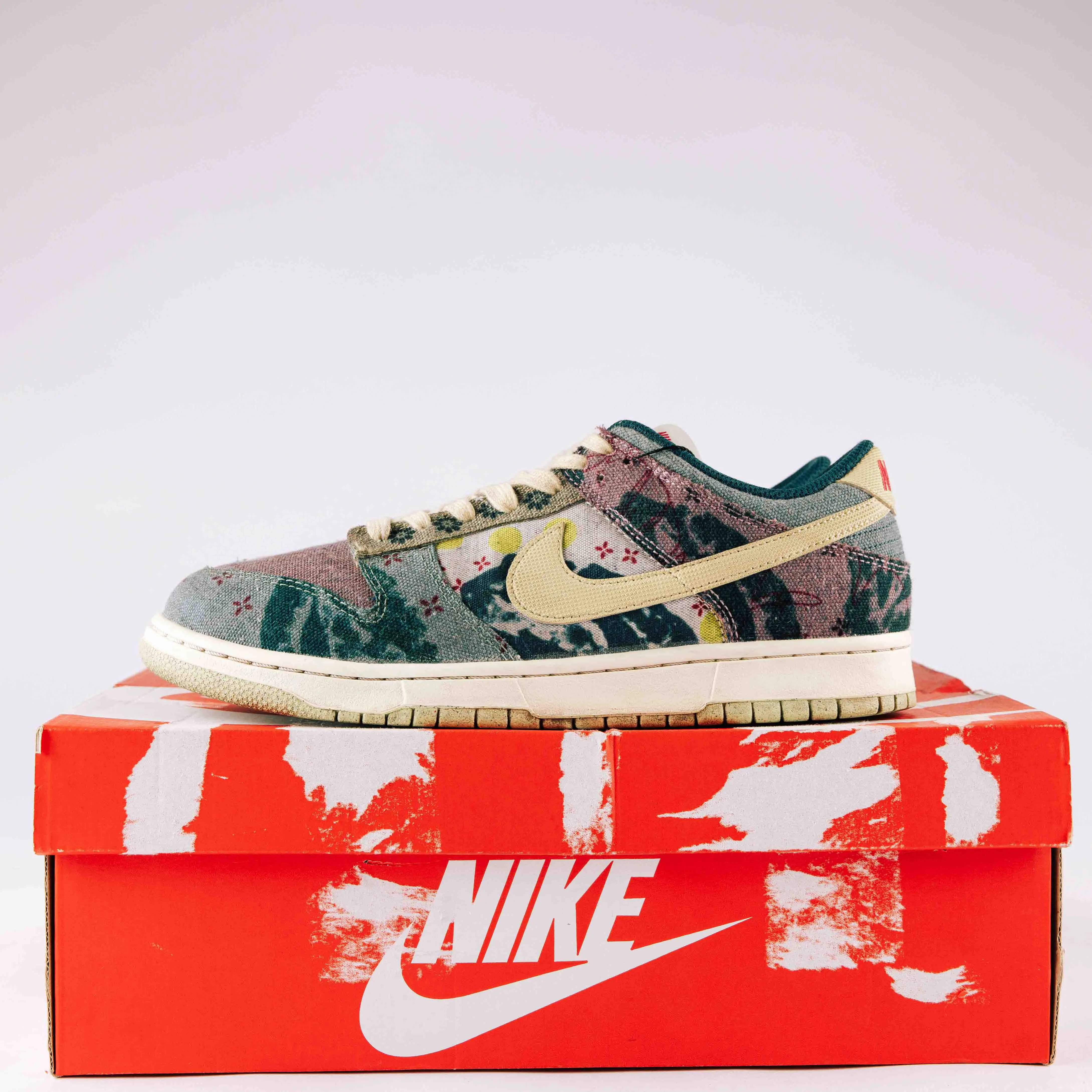 Nike Dunk Low Community Garden - Used - 0229