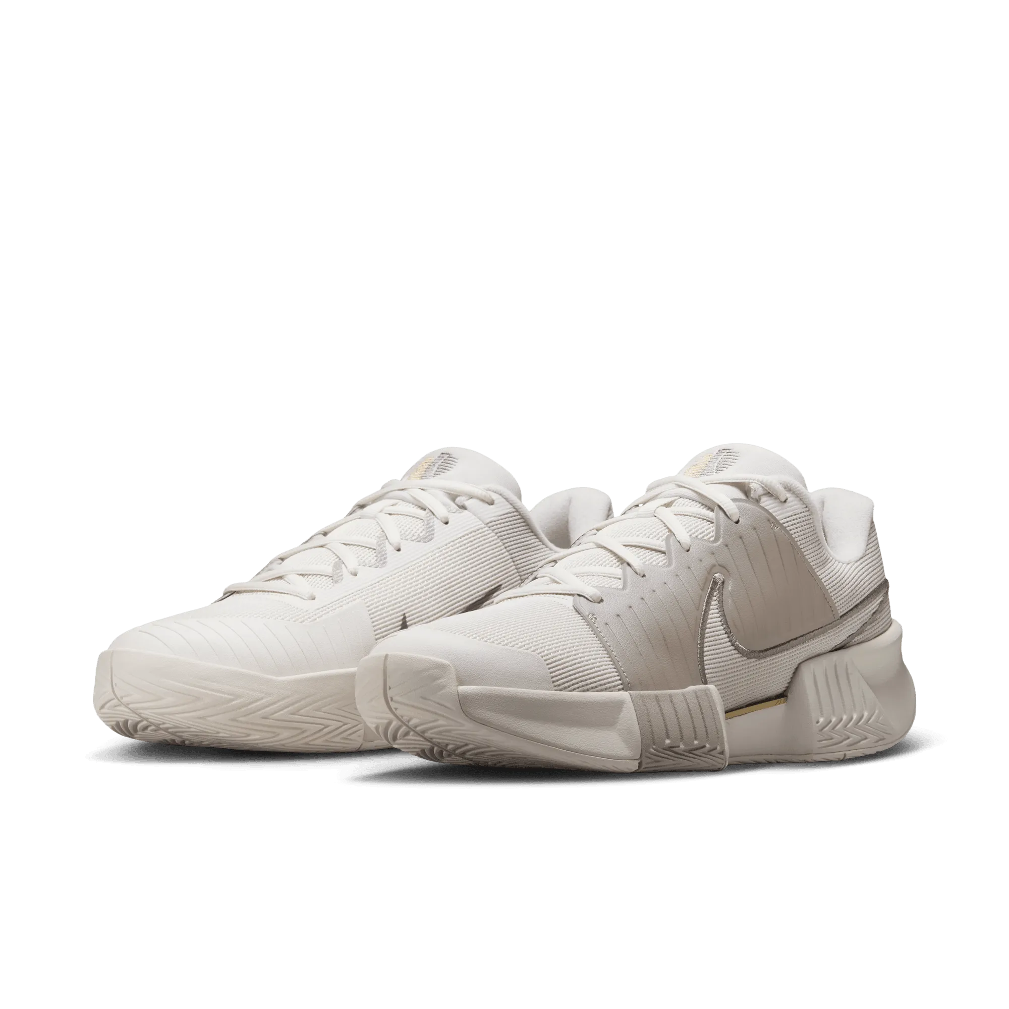NIKE GP CHALLENGE PRO PREMIUM MEN'S HARD COURT TENNIS SHOES