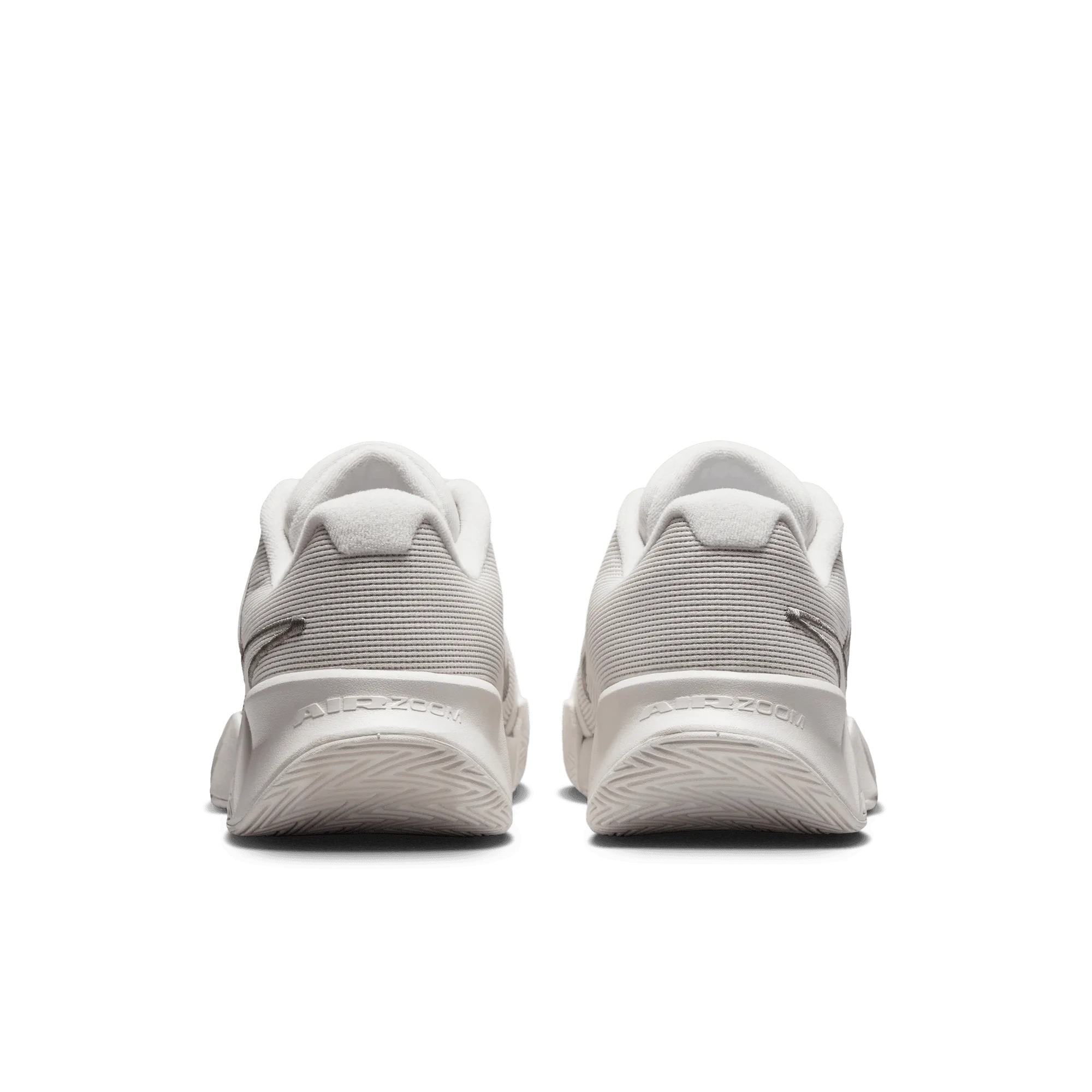 NIKE GP CHALLENGE PRO PREMIUM MEN'S HARD COURT TENNIS SHOES