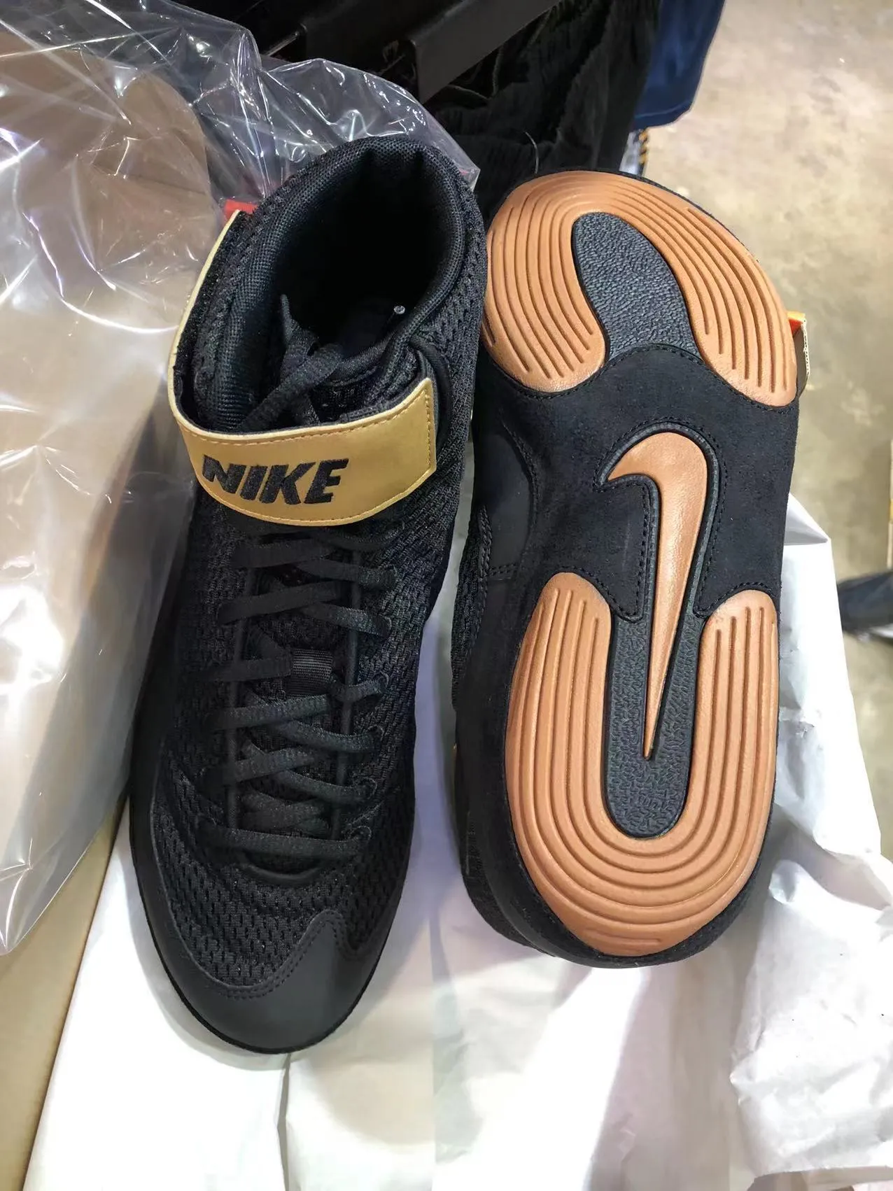 NIKE INFLICT 3 WRESTLING PROFESSIONAL BOXING SHOES BOXING BOOTS US 8.5-11 Black-Gold
