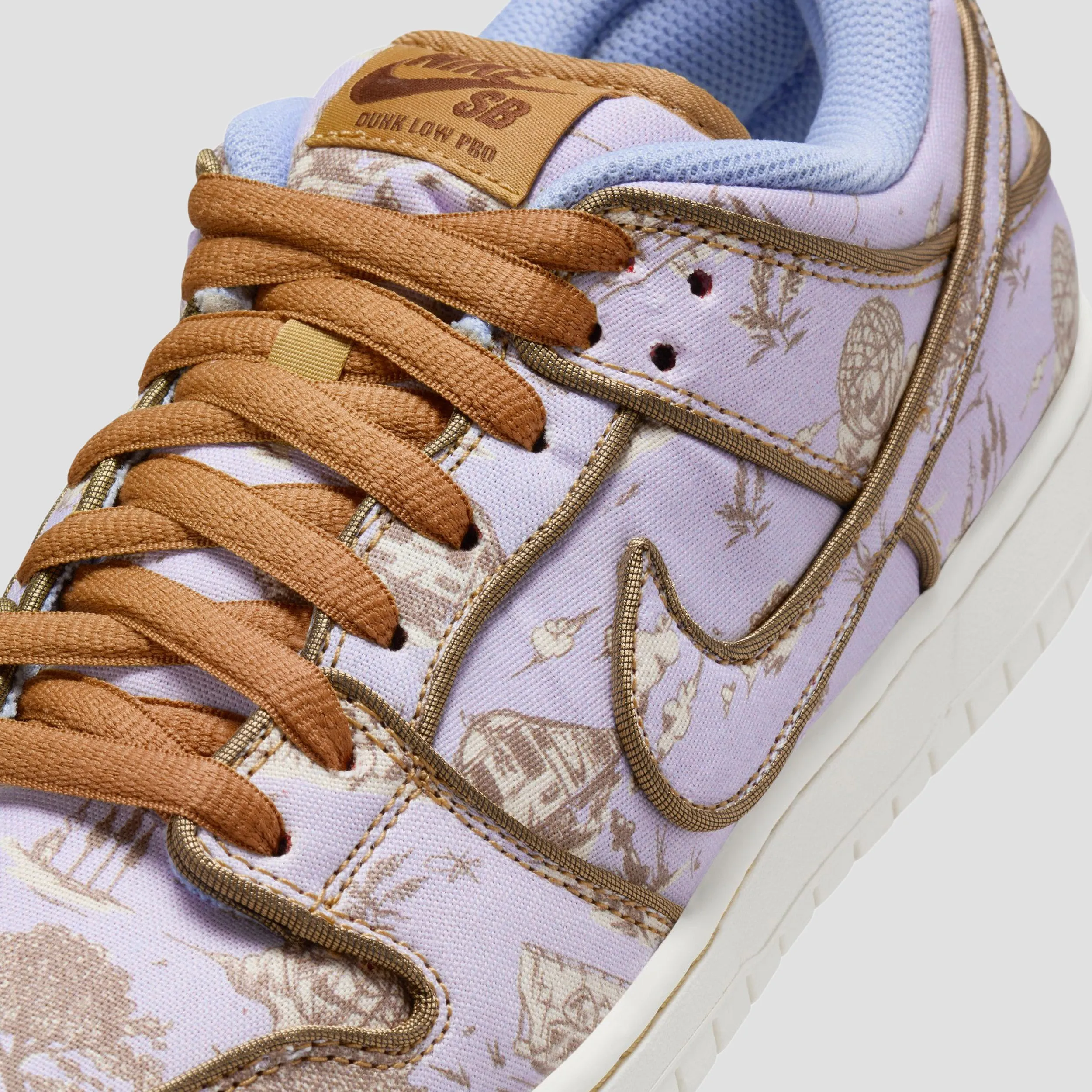 Nike SB Dunk Low Pro Premium Skate Shoes Football Grey / Coconut Milk - Khaki