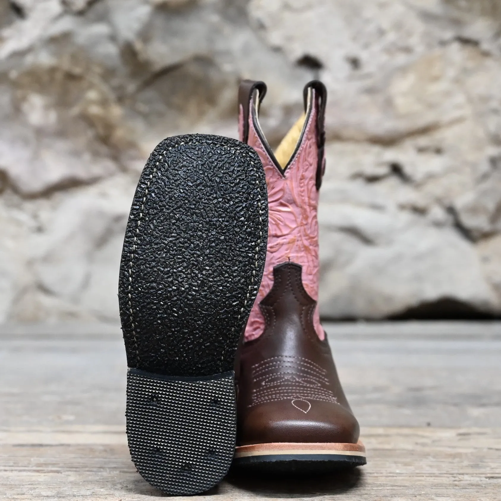 Nutted Calf Henry-Brown Cowhide Wide Square Toe Rubber Sole With Flower Embossed Pink Top