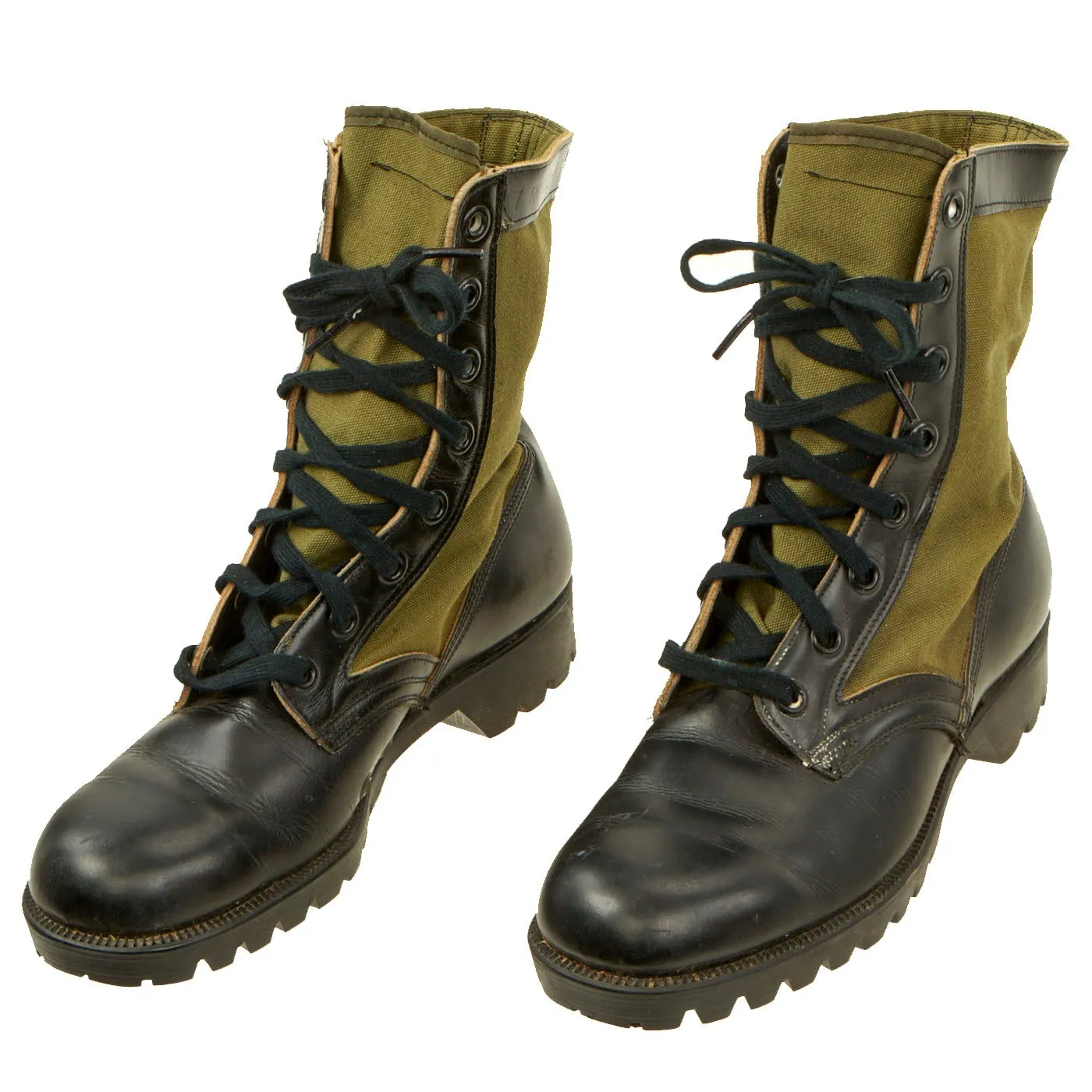 Original U.S. Vietnam War Jungle Boots - Rare 2nd Pattern - Size 7R - Dated 1963