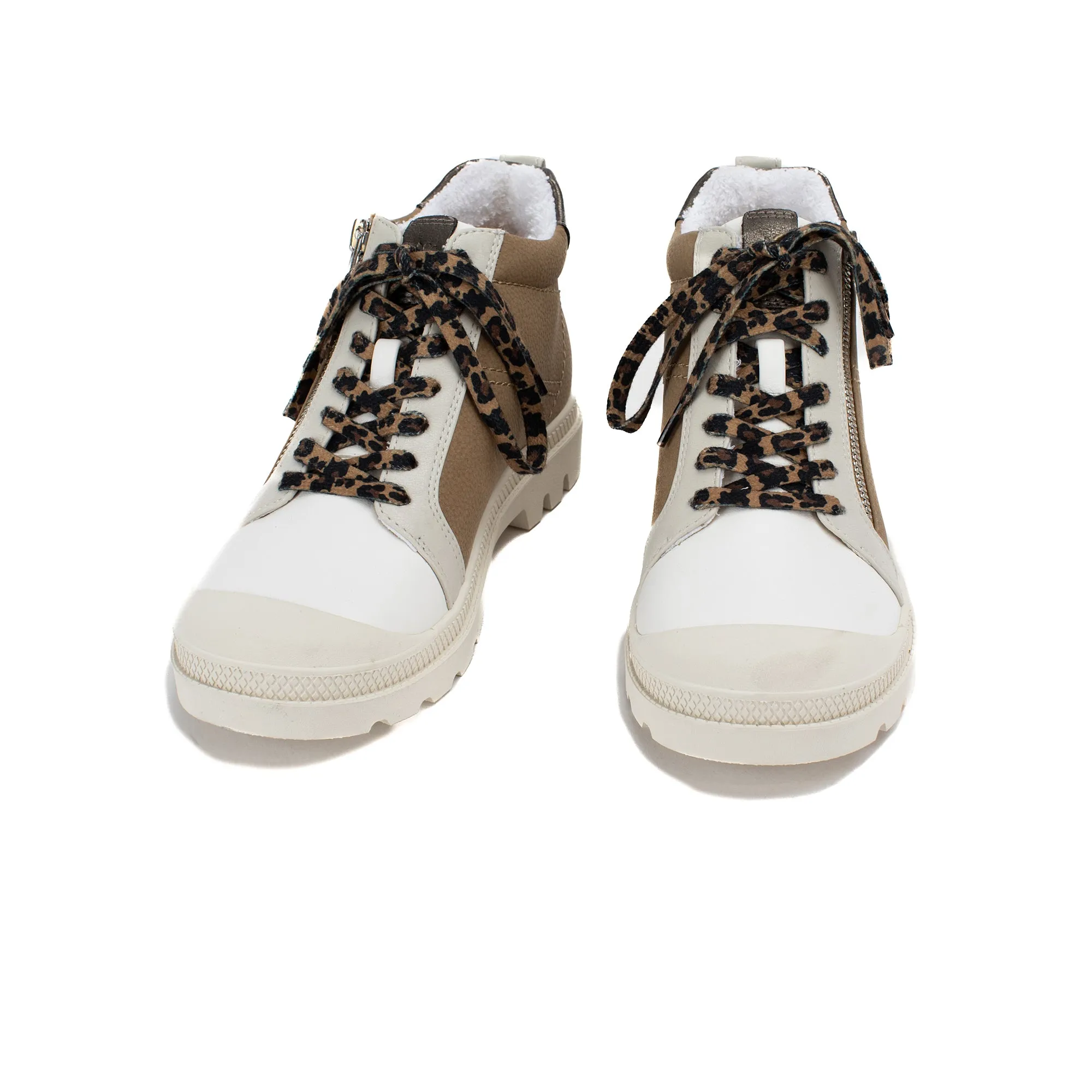 Parrott Sneaker