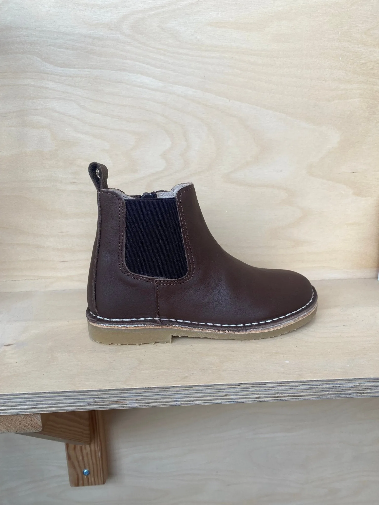 Petasil: Kaz-T Chelsea Boot - Chocolate Leather