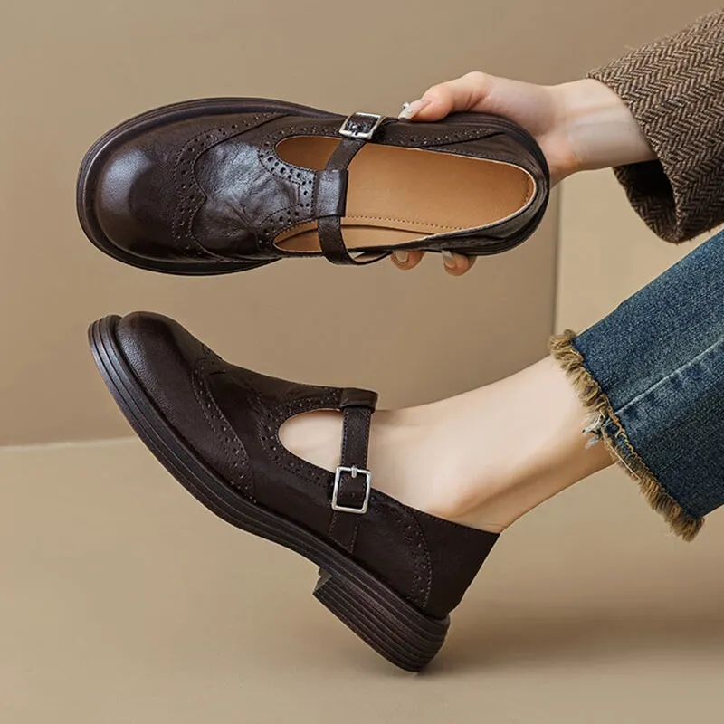 Preppy Style Brogue Carving Sheepskin T Strap Mary Jane in Coffee/Black