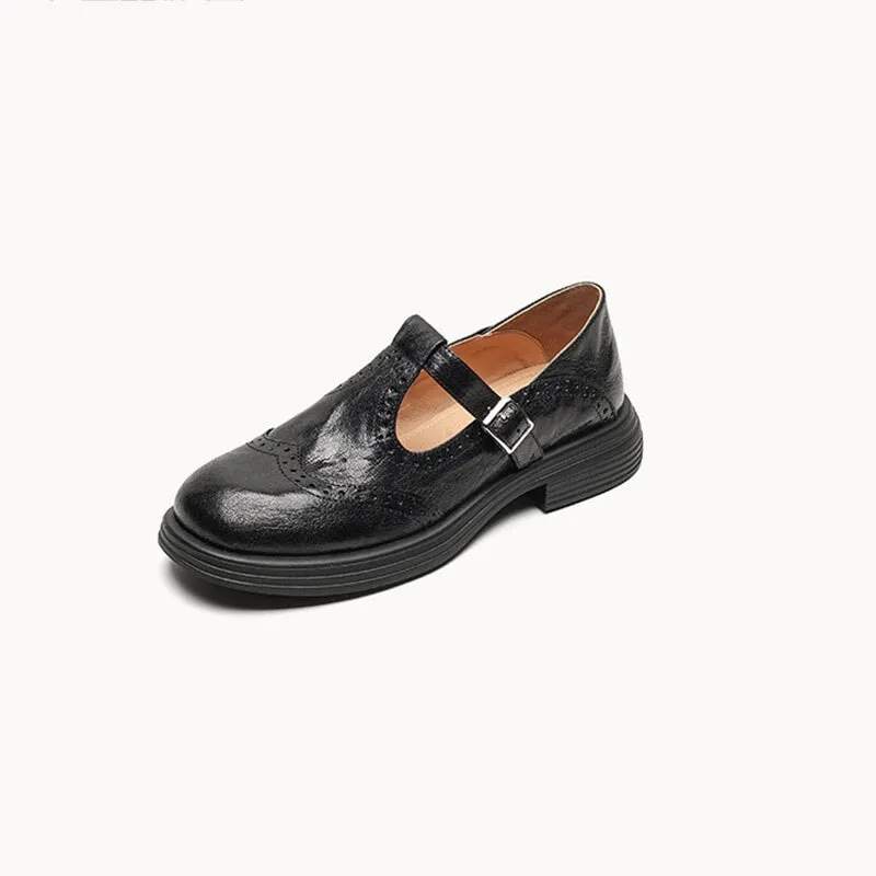 Preppy Style Brogue Carving Sheepskin T Strap Mary Jane in Coffee/Black