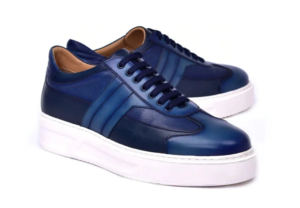 Style: 5769-Navy