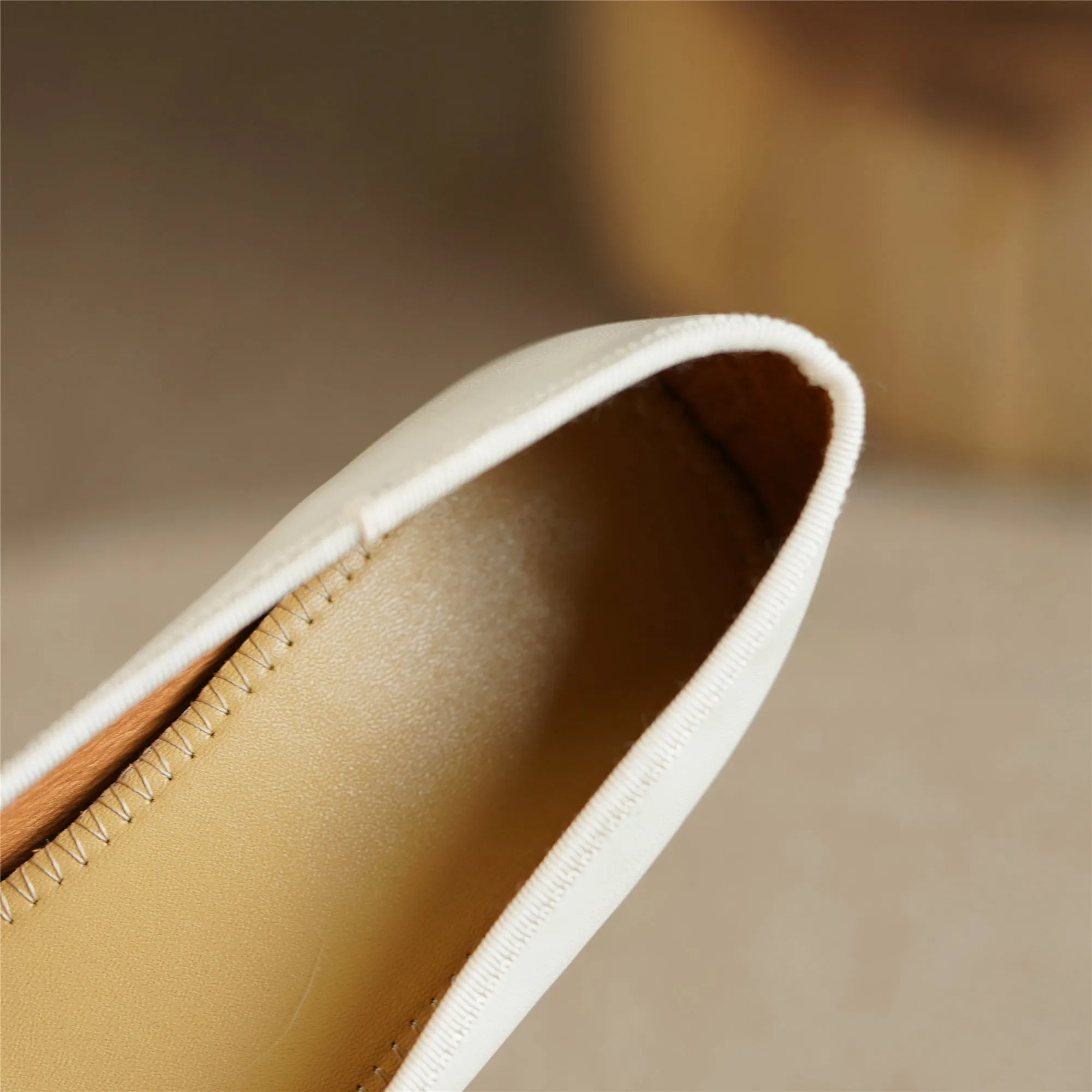 TinaCus Women's Genuine Leather Handmade Cute Bow Knot Slip On Round Toe Low Chunky Heel Ballet Pumps
