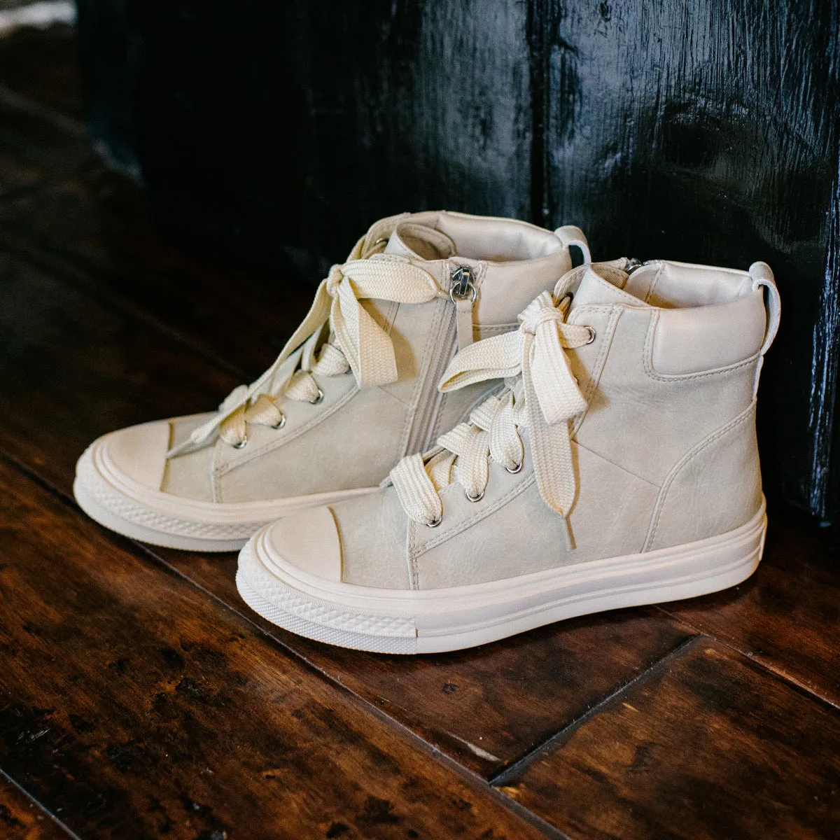 Valter High-Top Sneaker