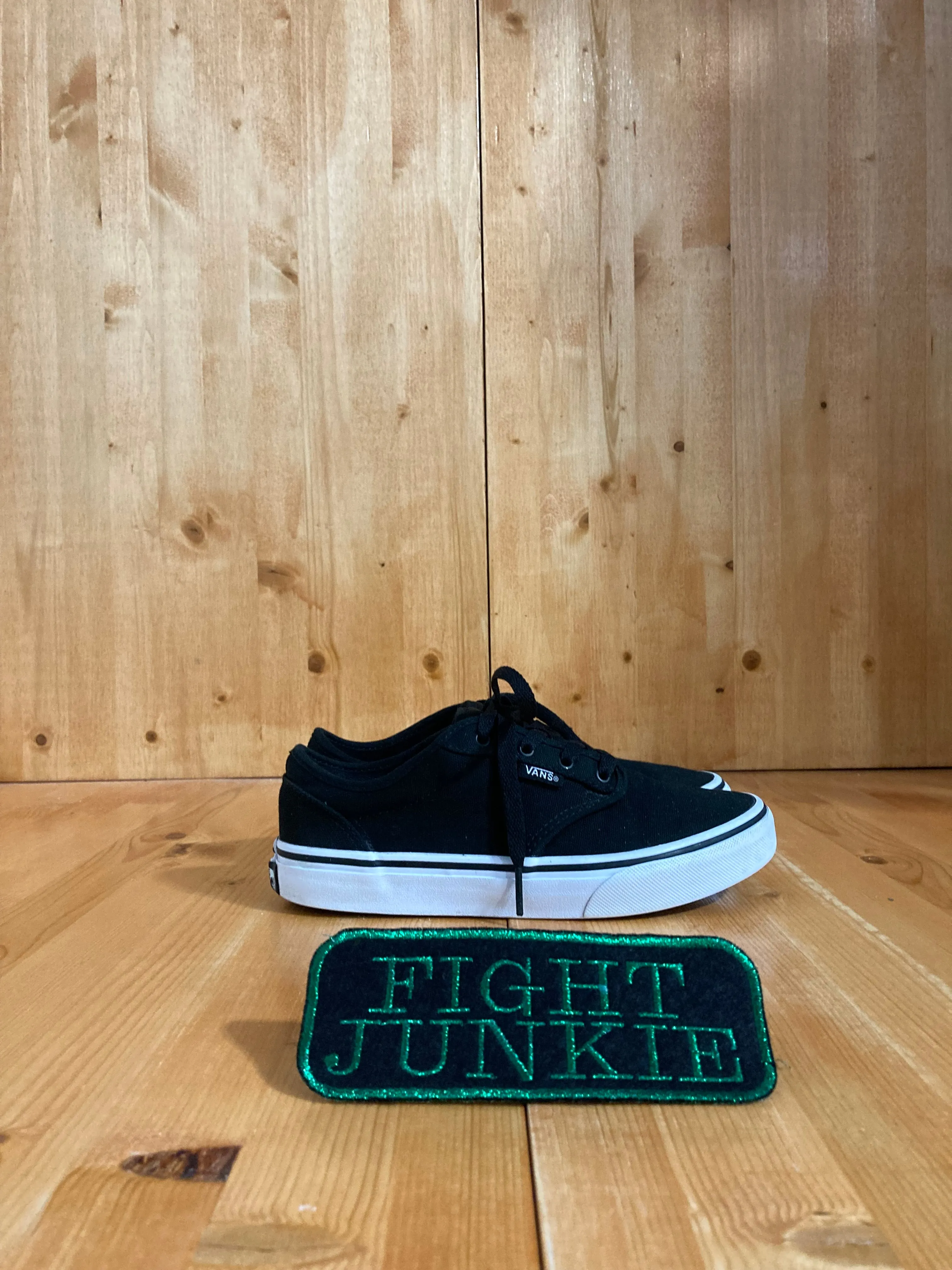 VANS ATWOOD Low Top Youth Size 4 Fabric Skateboarding Shoes Sneakers Black