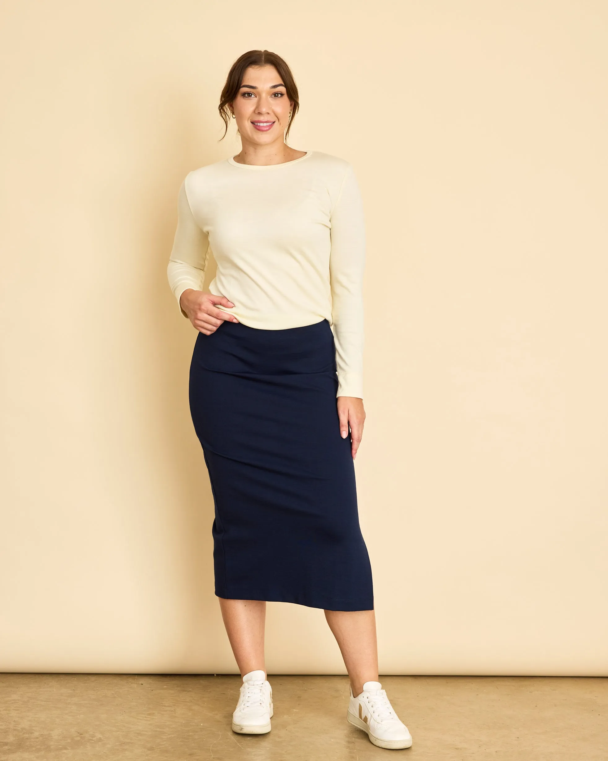 Womens 3/4 Length Straight Ponte Skirt