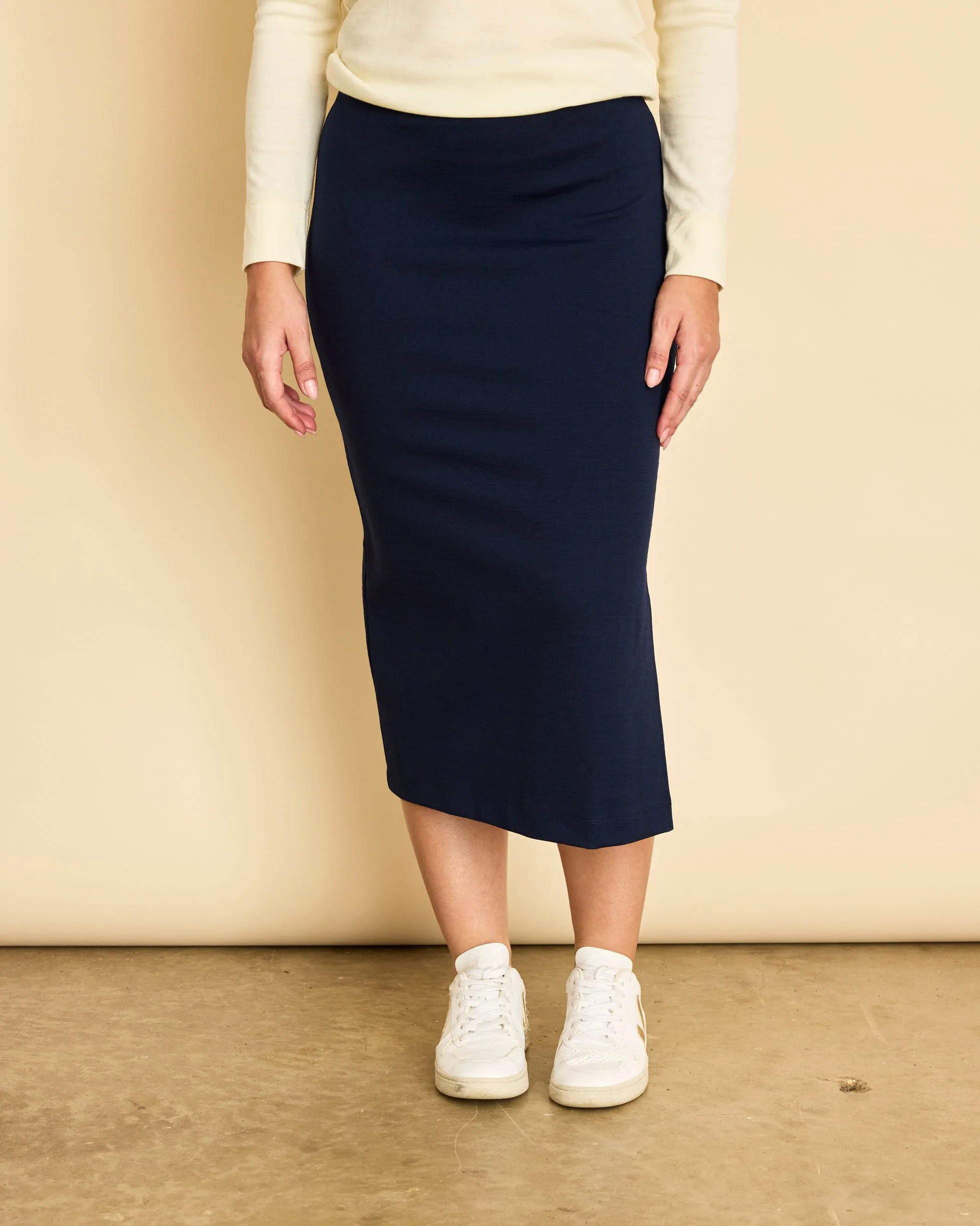 Womens 3/4 Length Straight Ponte Skirt